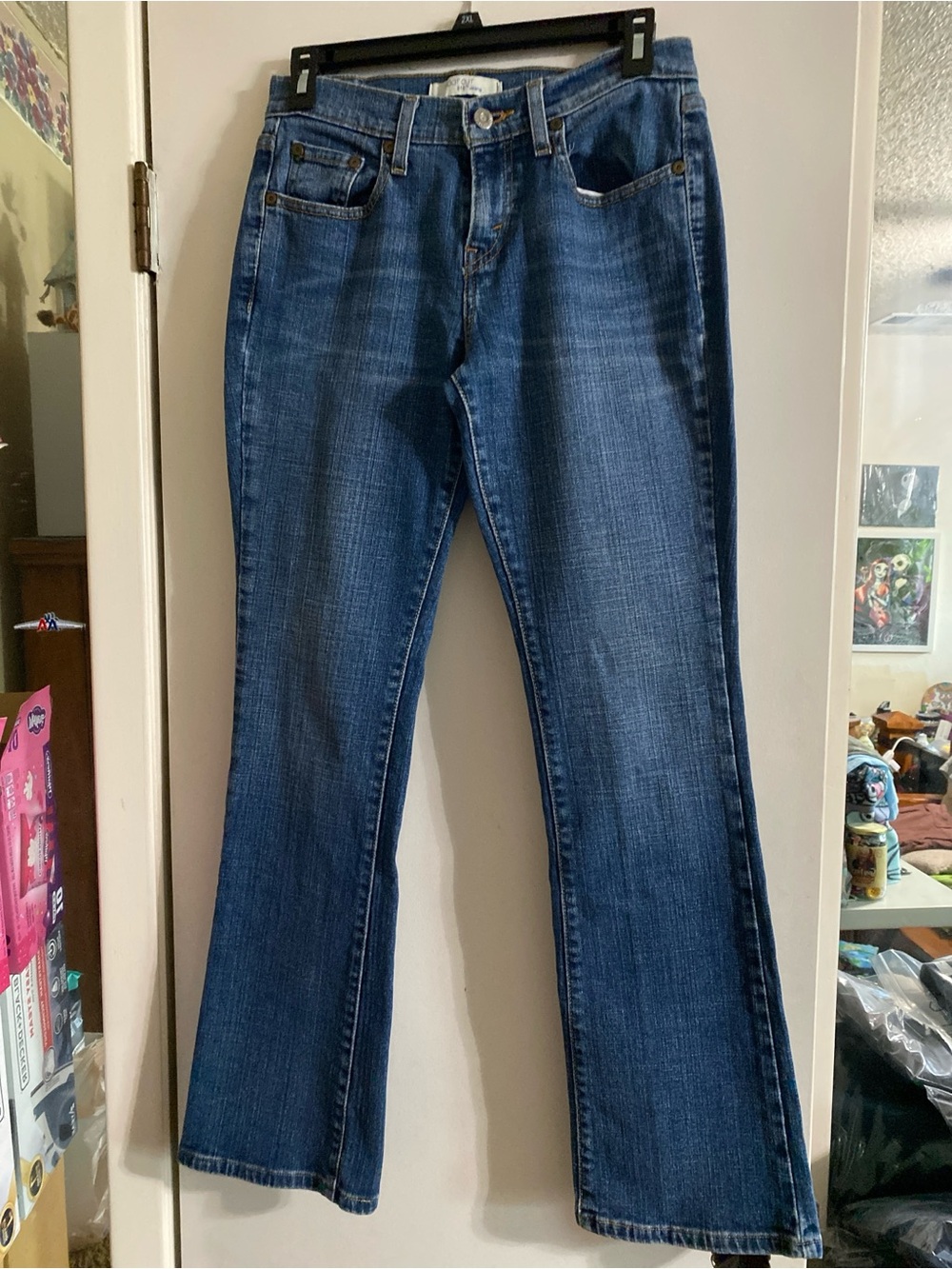 Levi's Women's 515 boot, cut Medium Blue Flare Jeans